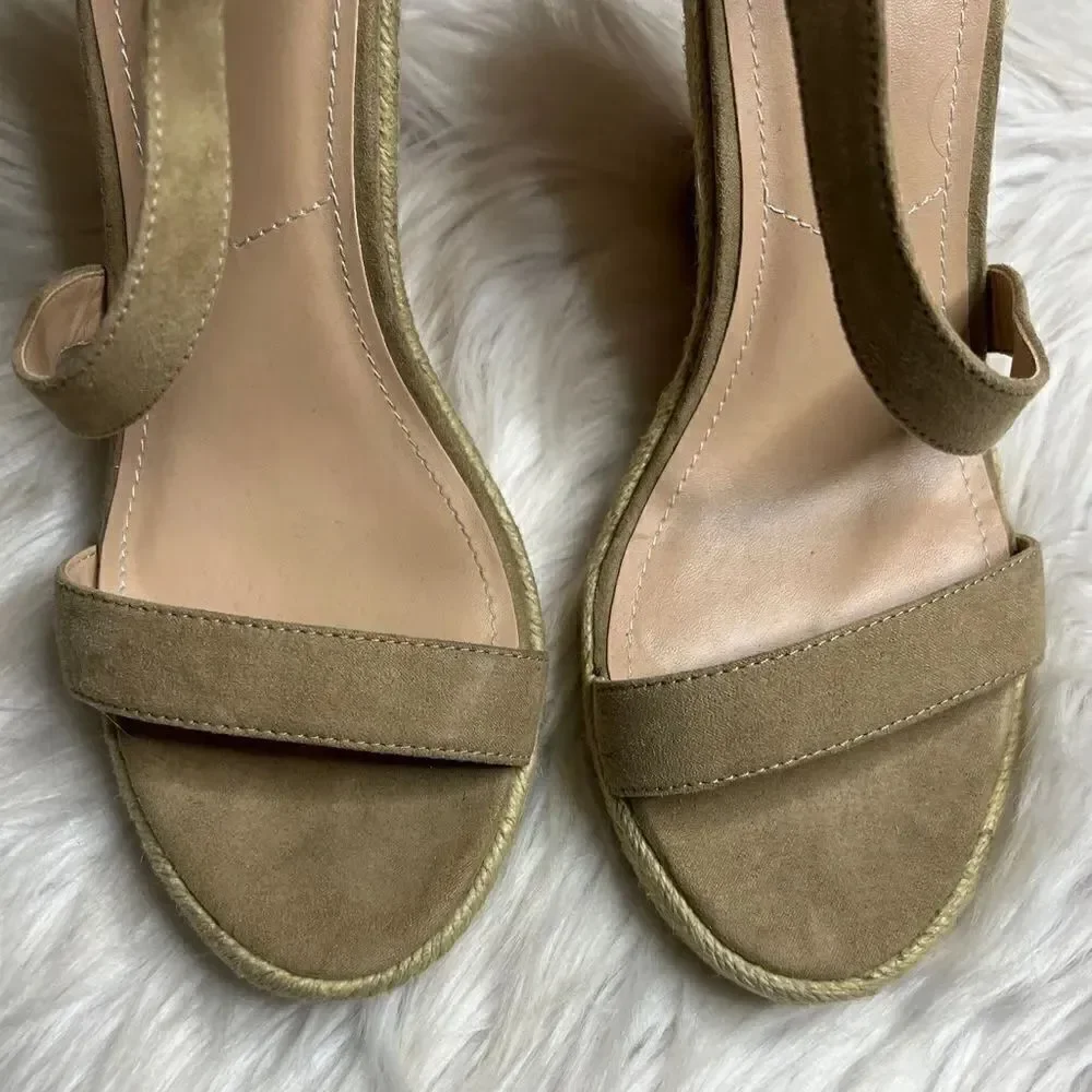 Charles By Charles David Becki Cork Platform Wedges Taupe Size 10M